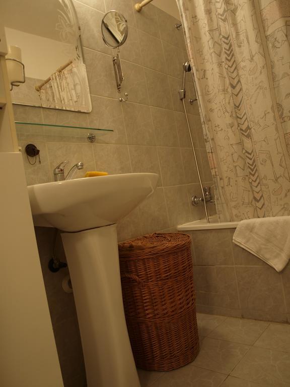 Attic Apartment City Center ปราก ภายนอก รูปภาพ