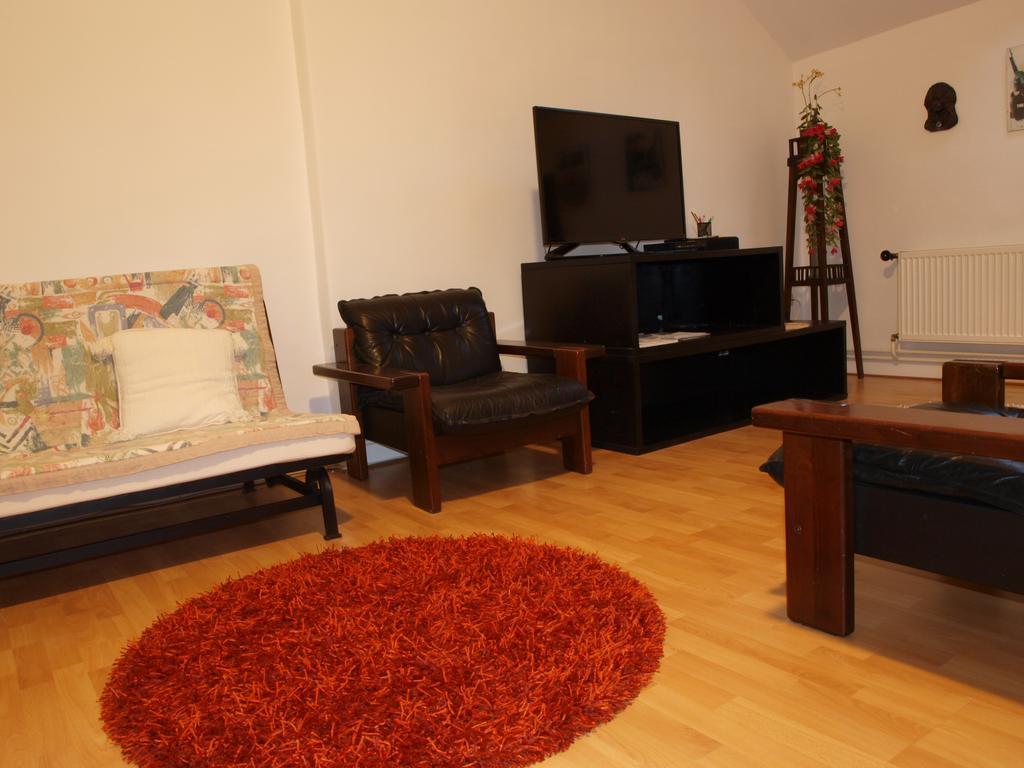Attic Apartment City Center ปราก ภายนอก รูปภาพ